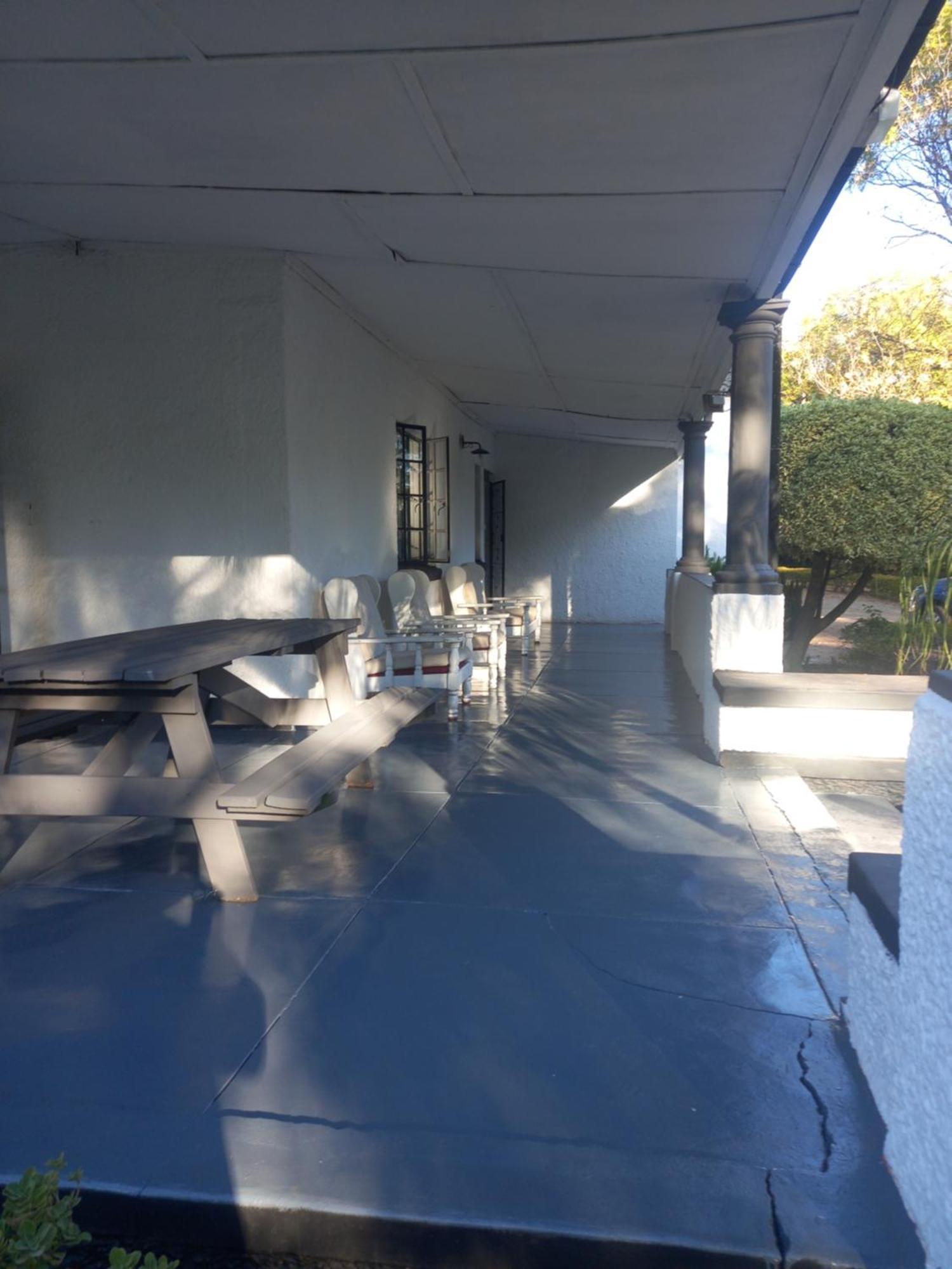 Choice Backpackers Lodge Bulawayo Ngoại thất bức ảnh