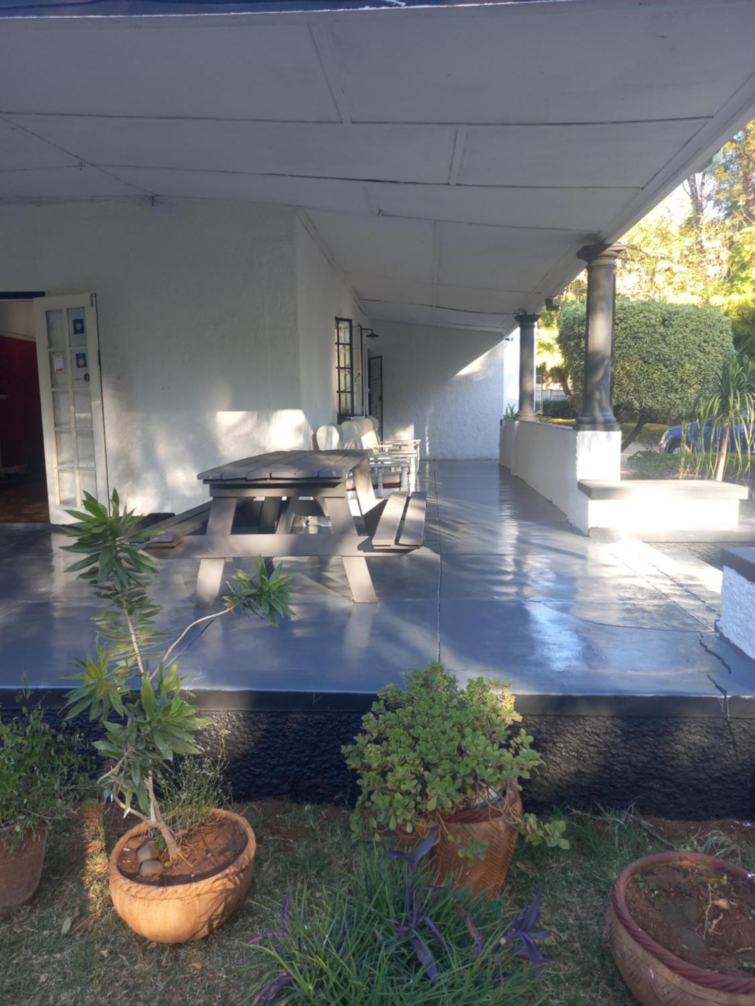 Choice Backpackers Lodge Bulawayo Ngoại thất bức ảnh